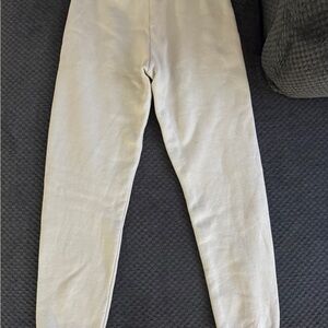 TNA Beige Sweatpants
Great shape